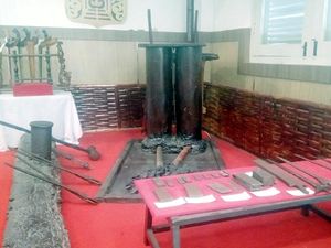 Begini Cara Merawat Keris Ratusan Tahun di Purworejo