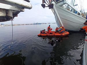 Pria di Makassar Nekat Loncat ke Laut, Ditemukan Selamat Setelah 11 Jam