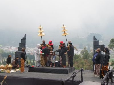Melihat Lagi Ritual Cukur Rambut Anak Gimbal Dieng di Kala Pandemi