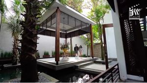 13 Potret Mewahnya Rumah Momo Eks Geisha, Ada Lift dan Chef Pribadi