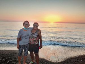 Kisah 2 Emak-emak yang Keliling Eropa dan Afrika Pakai Van