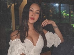 Ini Alasan Anya Geraldine Hapus Unggahan Foto Pria Tiduran di Kamar