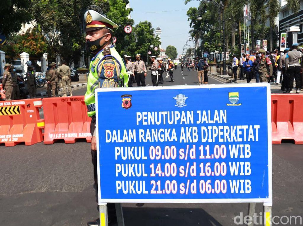 Cegah Corona, 5 Jalan di Kota Bandung Dibuka Tutup Cegah Corona, 5 Jalan di Kota Bandung Dibuka Tutup
