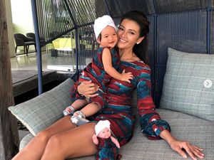 Kompaknya Farah Quinn dan Sang Putri, Netizen: Gemas Banget Kompaknya Farah Quinn dan Sang Putri, Netizen: Gemas Banget