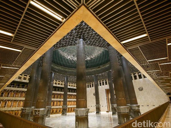 Foto Wajah Baru Istiqlal, Masjid Terbesar di Asia Tenggara