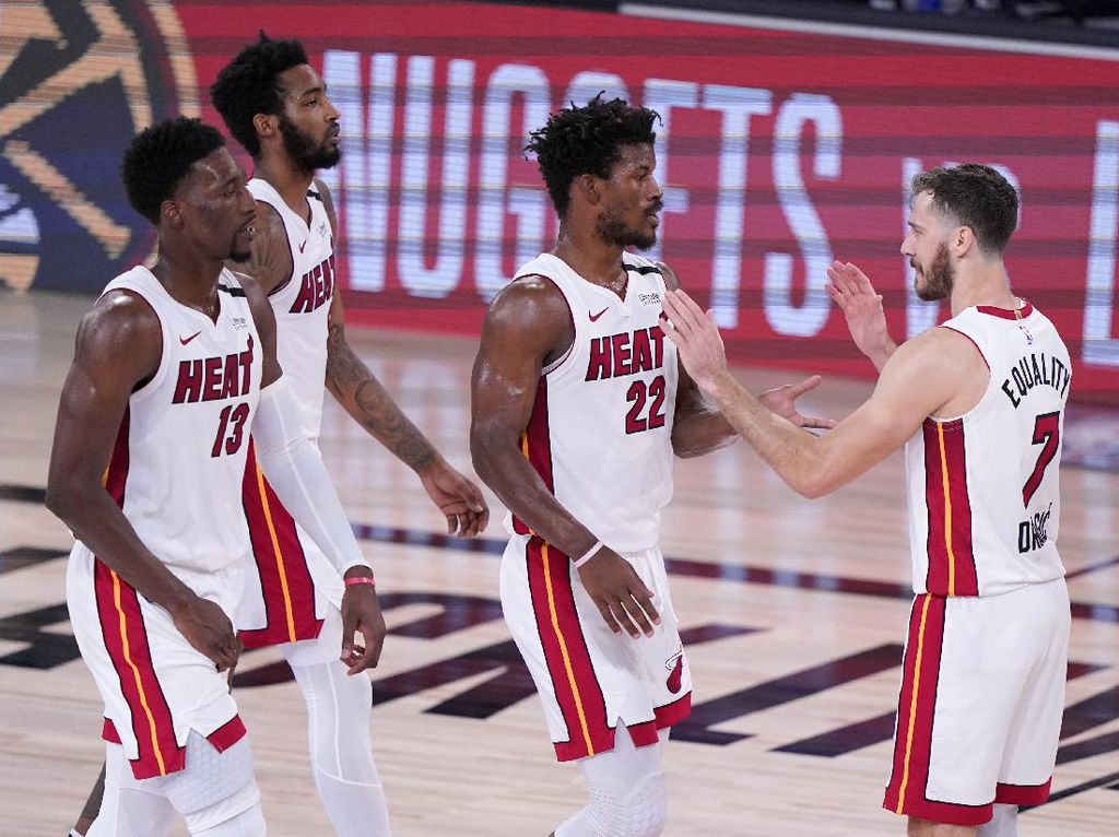 Hasil NBA: Heat Comeback Lagi, Taklukkan Celtics 106-101 Hasil NBA: Heat Comeback Lagi, Taklukkan Celtics 106-101