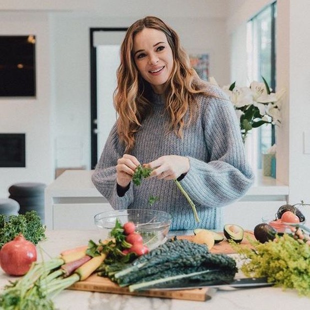 Ilustrasi Cara Menghindari GERD/pinterest.com/najwanuzulia Untuk menghindari GERD kita dapat melakukan gaya hidup sehat dengan mengkonsumsi makanan berserat dan mengindari tidur setelah makan