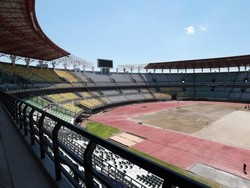 Stadion Gelora Bung Tomo (GBT) berbenah karena akan menjadi salah satu venue Piala Dunia U-20 pada 2021 mendatang.