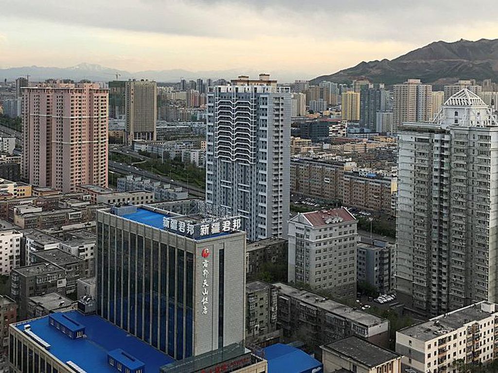 China Sebut Warga Xinjiang Ikut Program Vokasi, AS Sebut Kamp Konsentrasi China Sebut Warga Xinjiang Ikut Program Vokasi, AS Sebut Kamp Konsentrasi