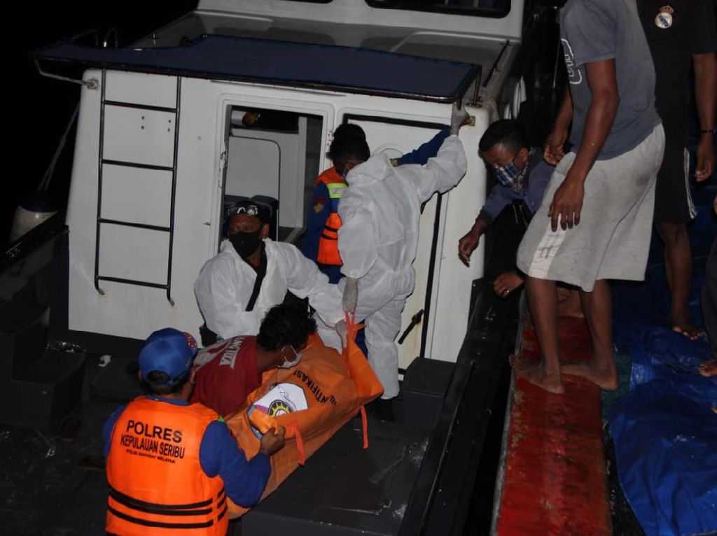 Kronologi Temuan Jasad 5 ABK di Freezer KM Starindo di Kepulauan Seribu Kronologi Temuan Jasad 5 ABK di Freezer KM Starindo di Kepulauan Seribu