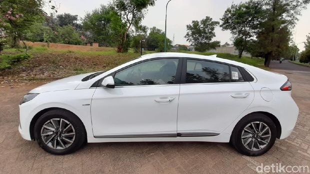 Ototest Hyundai Ioniq