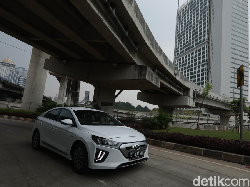 Road Trip Jawa-Bali Menggeber Hyundai IONIQ Electric