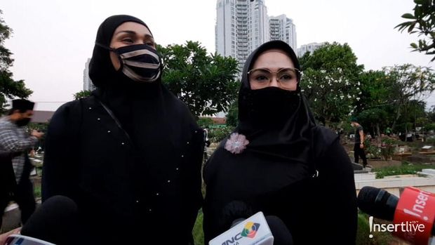 Pemakaman Ibu Indra Brugman