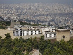 Lebih dari 200 Kasus Corona Terdeteksi di Penjara Terbesar Lebanon