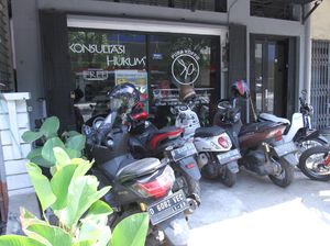 Bisa Ngopi Sambil Konsultasi Hukum di Kafe Ini Bisa Ngopi Sambil Konsultasi Hukum di Kafe Ini