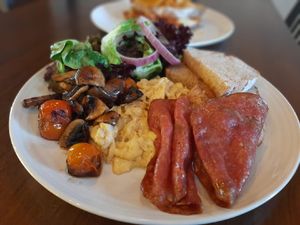 Usai Olahraga di BSD Bisa Sarapan Menu Italia di Mercato