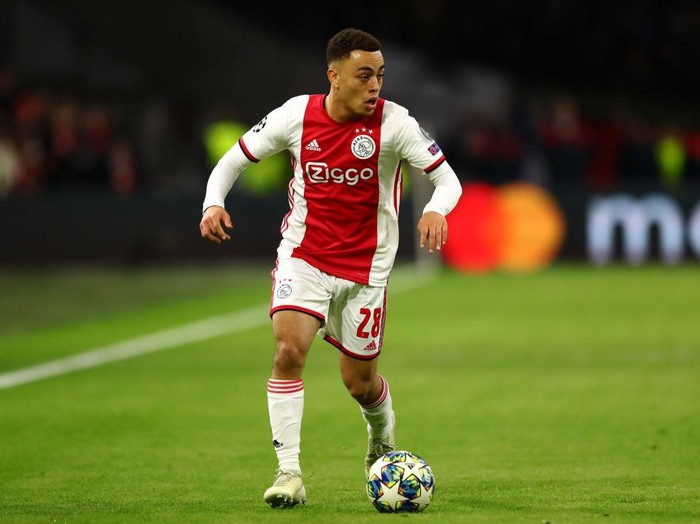 AMSTERDAM, NETHERLANDS - DECEMBER 10: Sergino Dest of Ajax in action during the UEFA Champions League group H match between AFC Ajax and Valencia CF at Amsterdam Arena on December 10, 2019 in Amsterdam, Netherlands. (Photo by Dean Mouhtaropoulos/Getty Images)