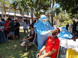 200 Petugas dan Napi Lapas Porong Lakukan Tes Swab