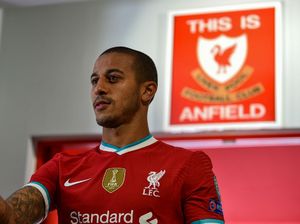 Thiago Tak Mau Sembarangan Pegang-pegang Hal Ini di Anfield