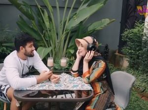 Irish Bella dan Ammar Zoni Romantis Saat Kulineran Irish Bella dan Ammar Zoni Romantis Saat Kulineran