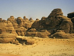 Jejak Kaki Manusia Purba di Arab Saudi dan Drastisnya Perubahan Iklim