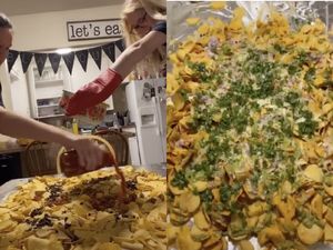 Ngetren di TikTok, Makan Nachos yang Ditumpahkan di Atas Meja