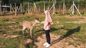 Segarnya Pagi Hari di Penangkaran Rusa Ranca Upas