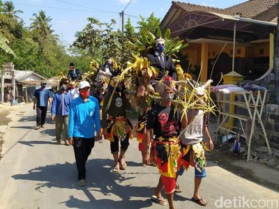Unik, Punakawan Ikut Pemilihan Ketua RW di Magelang