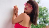 No Bra Day! Deretan Artis Ini Jarang Pakai Bra