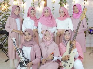 Nasida Ria Rilis Album Baru, Sekaligus Kenalkan Ezzura Sebagai Penerus Nasida Ria Rilis Album Baru, Sekaligus Kenalkan Ezzura Sebagai Penerus