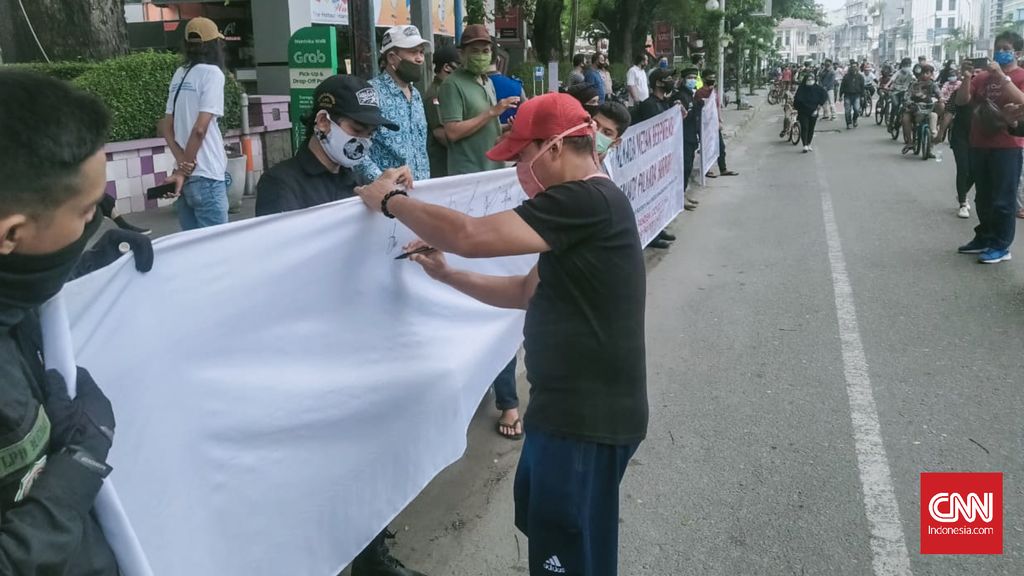 Gerakan Nasional Pengawal Fatwa (GNPF) Sumut menggalang dukungan dari masyarakat agar Pilkada Medan ditunda di tengah Pandemi Covid-19. Pasalnya jika Pilkada Medan tetap digelar dikhawatirkan menjadi cluster baru penularan virus Corona.
