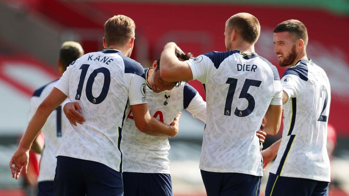 Laga Leyton Orient vs Tottenham Hotspur resmi ditunda (Foto: (Getty Images/Pool))