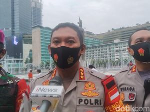Polisi Klaim Tak Ada Pelanggar Protokol COVID-19 di Bundaran HI Pagi Ini Polisi Klaim Tak Ada Pelanggar Protokol COVID-19 di Bundaran HI Pagi Ini