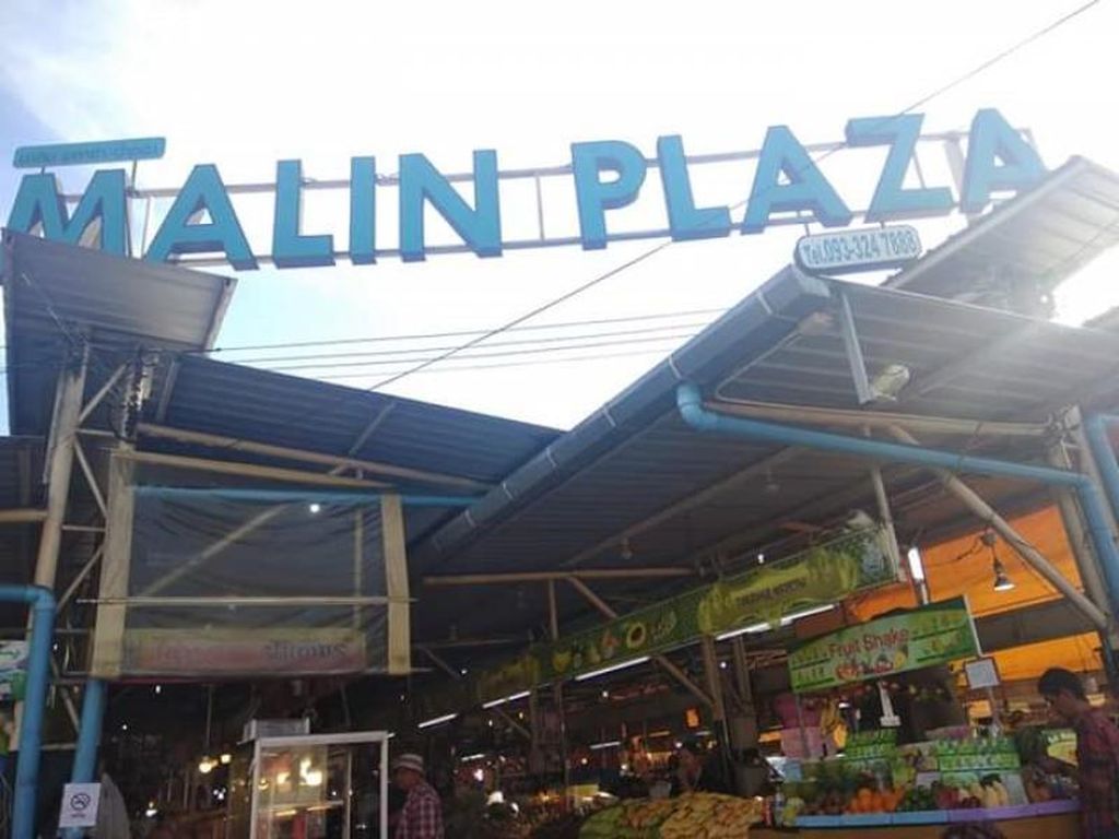Bukan Cuma Pantai, Phuket Juga Punya Pasar Populer Bukan Cuma Pantai, Phuket Juga Punya Pasar Populer