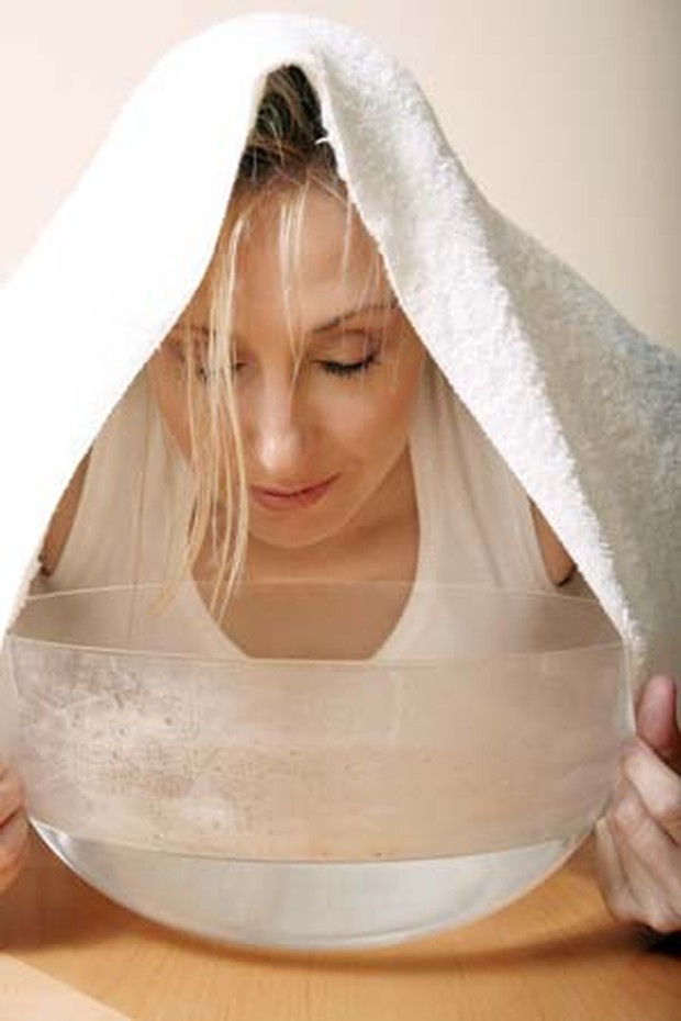 Manfaat facial steam / pinterest.com (Mother Earth News) Home facial steam memiliki banyak manfaat