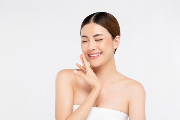 Menutrisi Kulit/freepik.com Bukan hanya tubuh, kulit juga membutuhkan nutrisi. Nah, rumput laut dapat menutrisi kulitmu agar tetap sehat dan cantik.