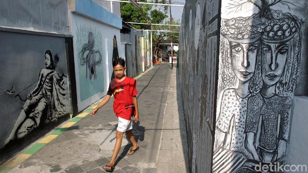 Meriah Mural di Kampung Taman Yogyakarta