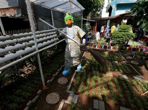 Peringati Hari Bersih-bersih Sedunia Peringati Hari Bersih-bersih Sedunia