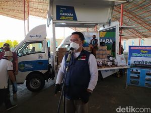 Berikan 7 Mobil Aspirasi buat Cirebon, Ridwan Kamil: Ini Bisa Buat Nikahan Juga Nobar Berikan 7 Mobil Aspirasi buat Cirebon, Ridwan Kamil: Ini Bisa Buat Nikahan Juga Nobar