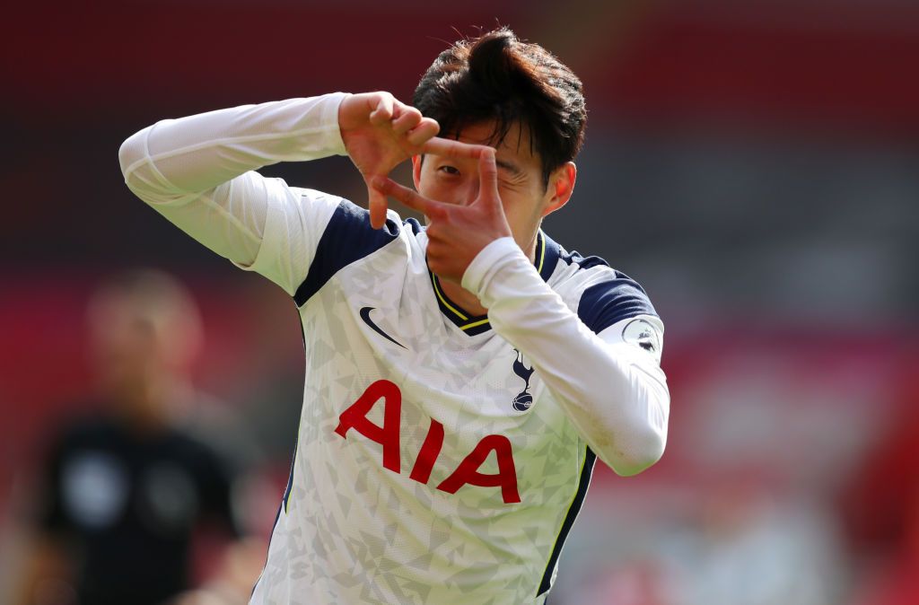 SOUTHAMPTON, ENGLAND - SEPTEMBER 20: Heung-Min Son of Tottenham Hotspur celebrates after scoring his team's second goal during the Premier League match between Southampton and Tottenham Hotspur at St Mary's Stadium on September 20, 2020 in Southampton, England. (Photo by Catherine Ivill/Getty Images)