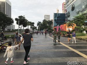 PSBB Ketat Jakarta, Aktivitas Olahraga Masih Ramai di Kawasan Sudirman