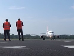 Video: El Salvador Buka Kembali Bandara Usai Lockdown