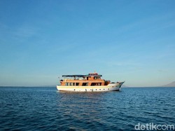 Kapal Magia Tawarkan Paket Berwisata Susuri Pesona Bahari Banyuwangi
