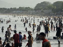 Berita Dan Informasi Pantai Santolo Garut Terkini Dan Terbaru Hari Ini Detikcom