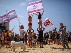 Turis Israel Banyak yang Bermasalah Lho, Indonesia Yakin Mau Terima?