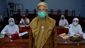 Hore... Guru Honorer Bakal Dapat BLT Rp 600 Ribu
