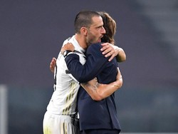 Bonucci Jawab Bedanya Pirlo dengan Sarri