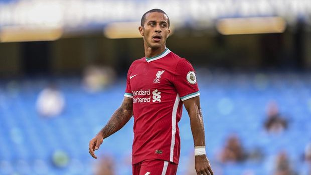 Liverpool's Thiago during the English Premier League soccer match between Chelsea and Liverpool at Stamford Bridge Stadium, Sunday, Sept. 20, 2020. (Michael Regan/Pool via AP)