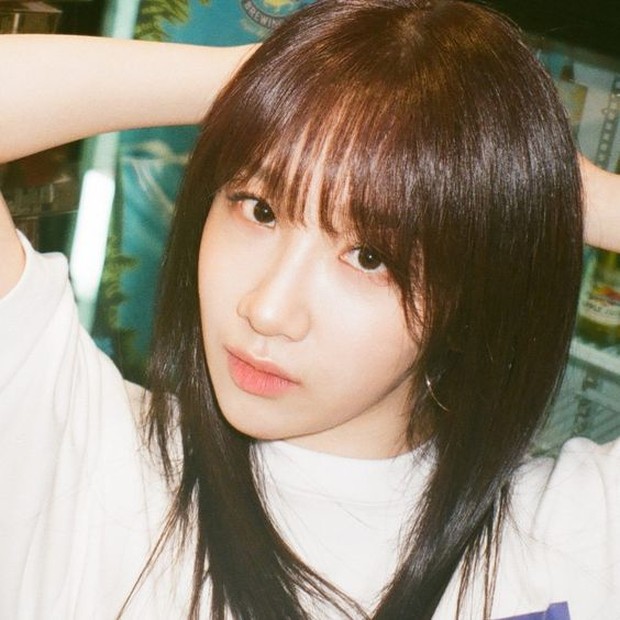 Banyak netizen menyayangkan betap tidak beruntungnya perjalanan karir Euna Kim.