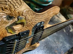 Bikin Bangga! Gitar Made In Sidoarjo Rambah Internasional